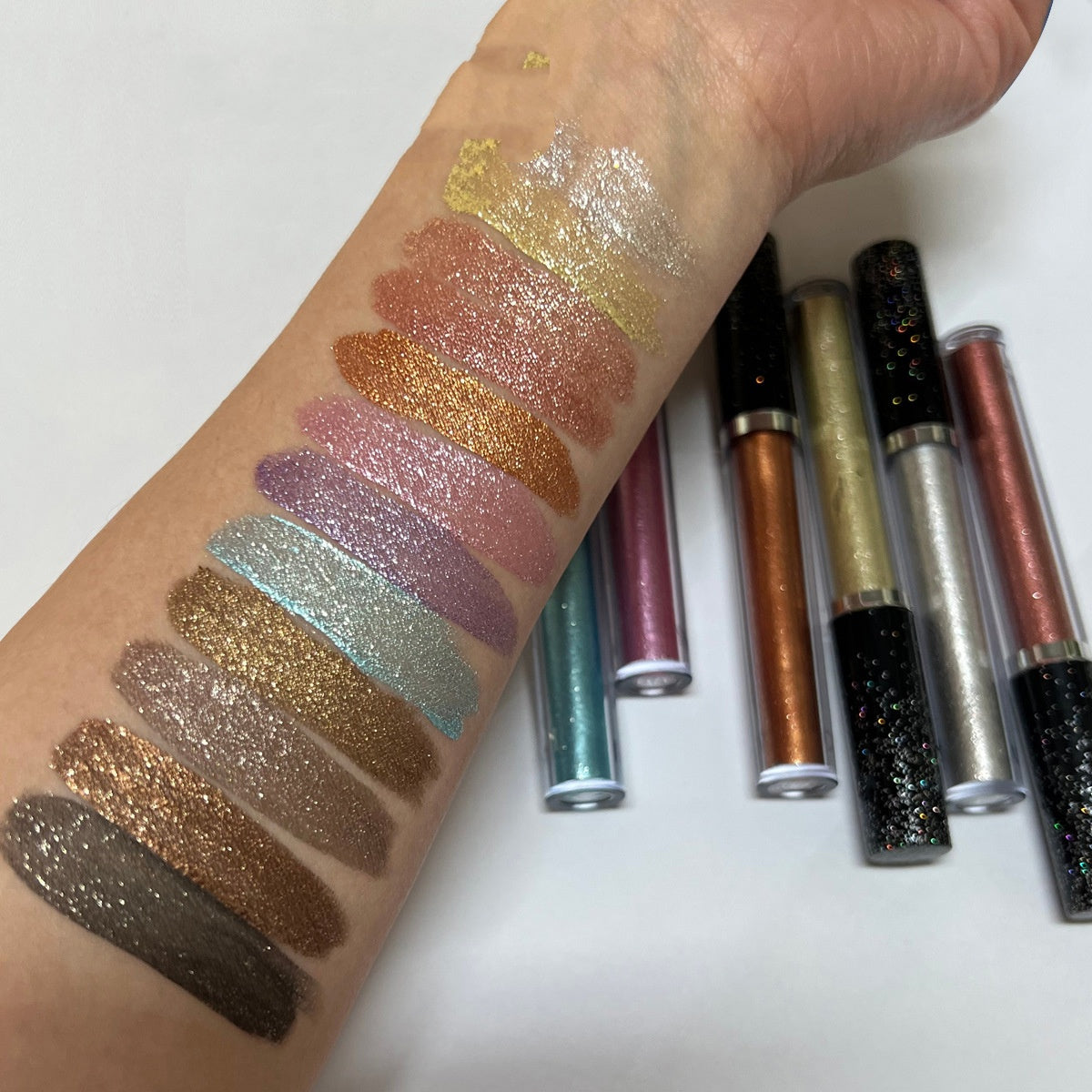 Diamond Liquid Eye Shadow