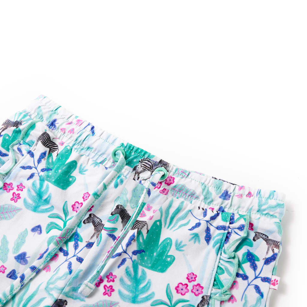 Girls shorts with drawstring