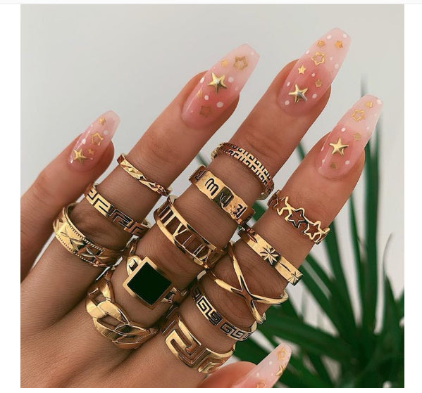 Explosive 12-piece Ring Set
