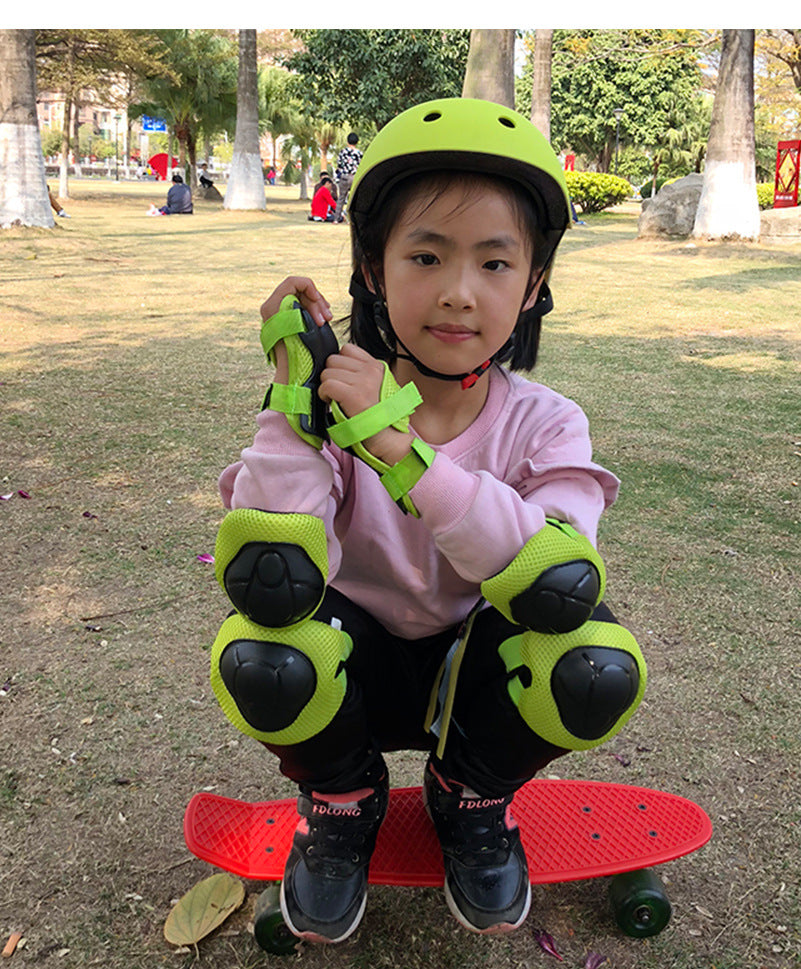 Children's Roller Skating Helmet & Pads